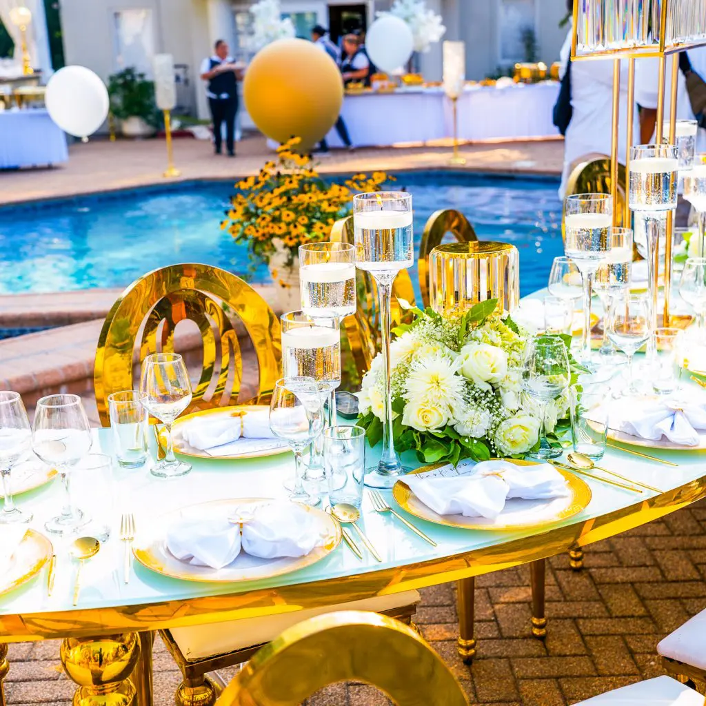 Luxurious event dining with floral centerpiece